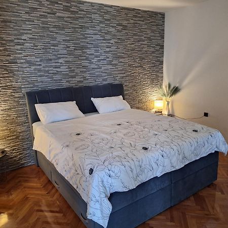 Apartment Little Princess Dora Senj  Extérieur photo