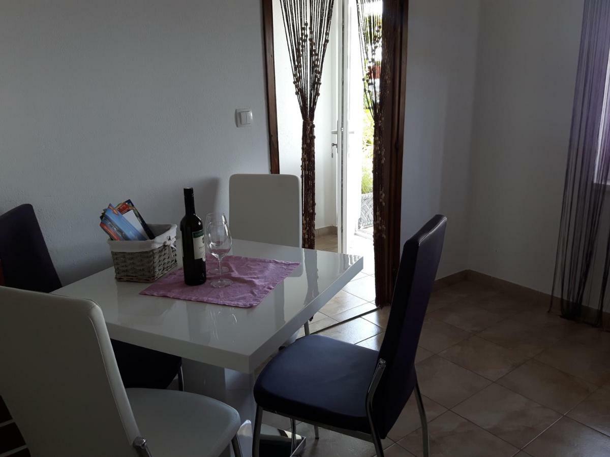 Apartment Little Princess Dora Senj  Extérieur photo